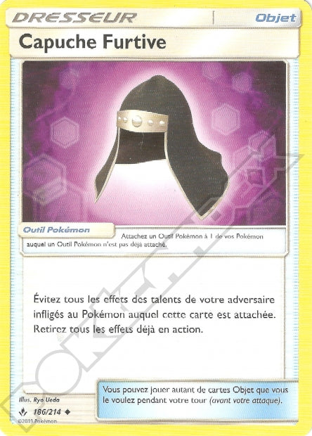 186/214 Capuche Furtive